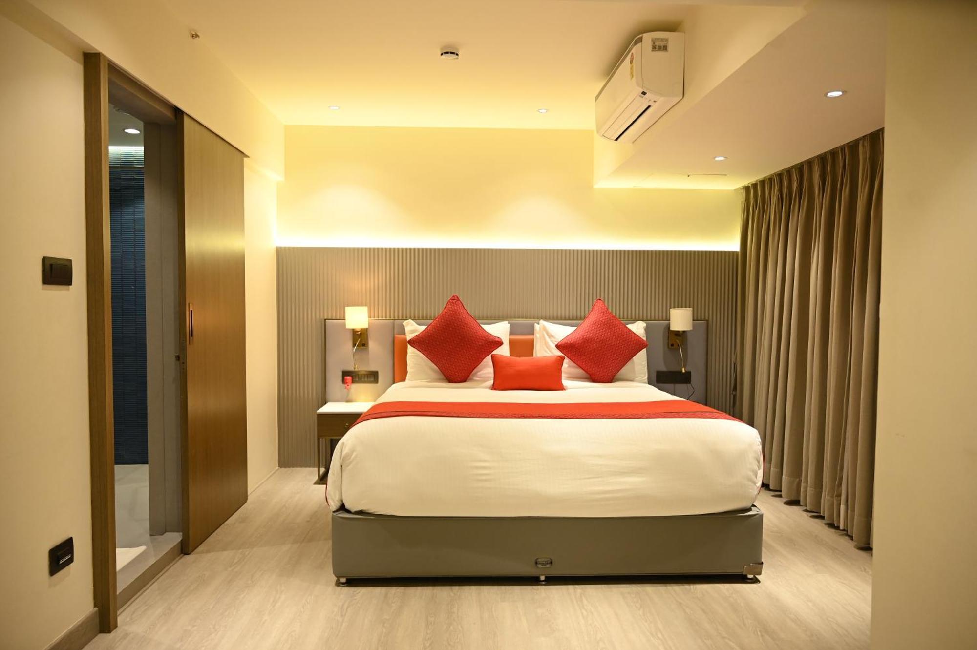 Marigold-Newly Renovated Hotel Shirdi Exterior foto