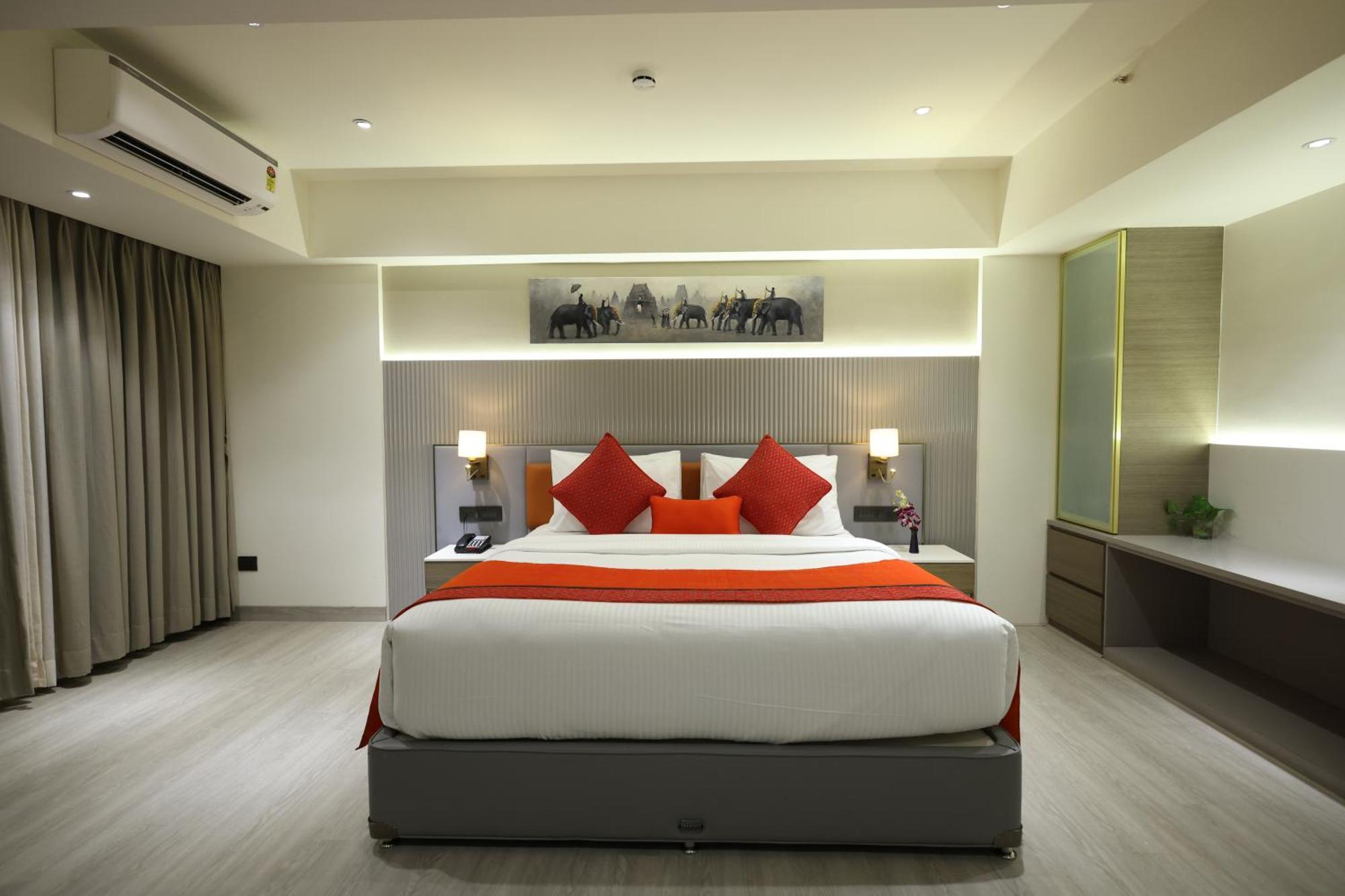 Marigold-Newly Renovated Hotel Shirdi Exterior foto
