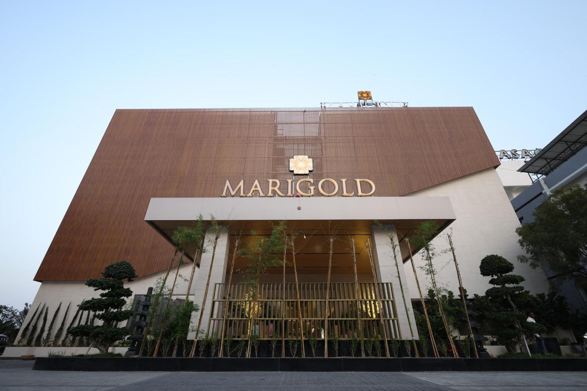 Marigold-Newly Renovated Hotel Shirdi Exterior foto